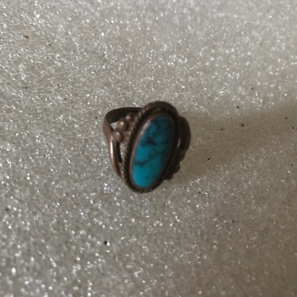 Turquoise Oval Stone copper Women's Ring - Blue Accent